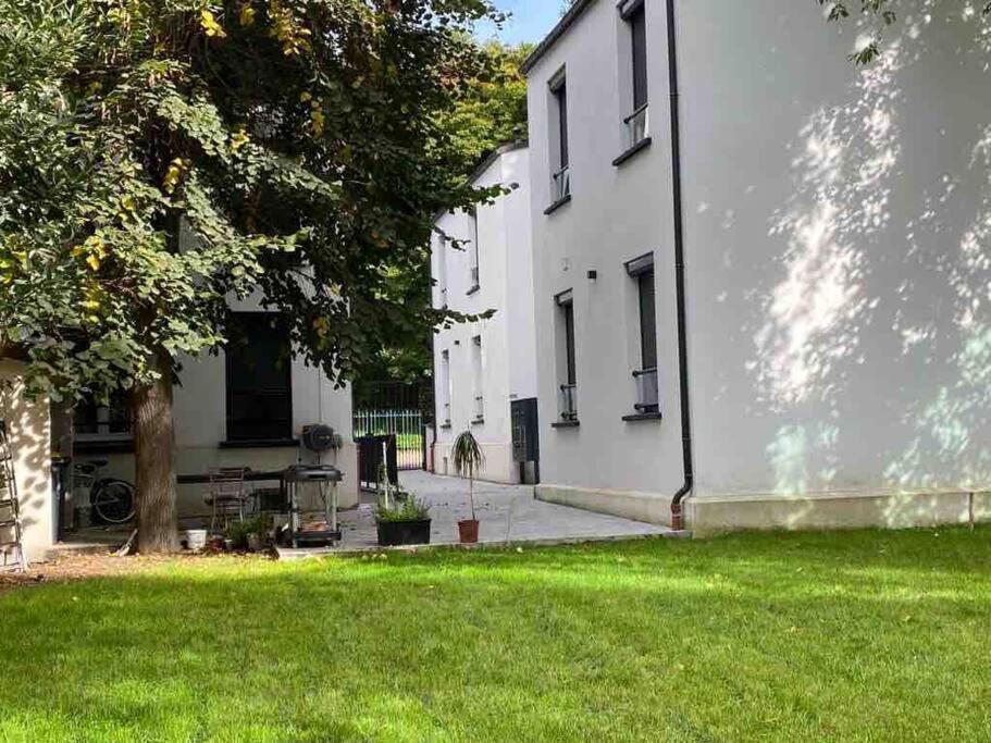 Saint-Maurice Face Au Bois De Vincennes Apartment Exterior foto